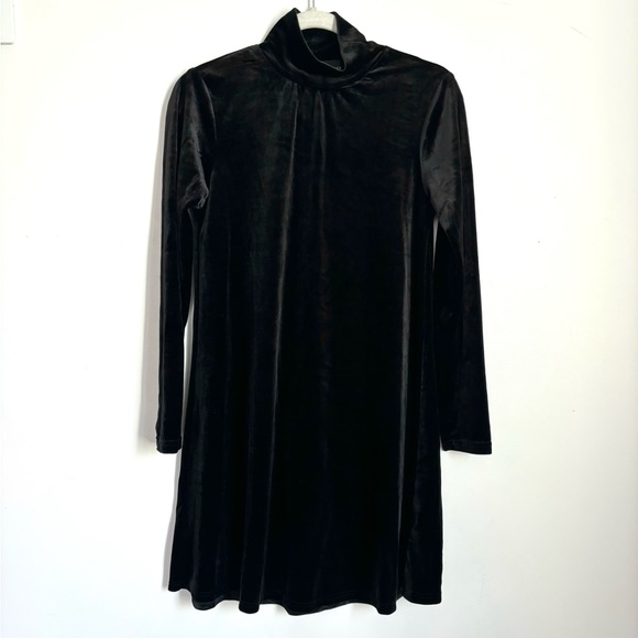 NEW Pomander Place Tuckernuck Black Velvet Mottershead Dress - Picture 6 of 9